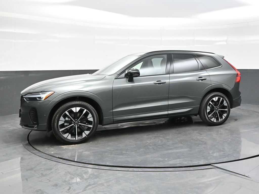 New 2026 Volvo XC60 B5 Plus w/ Protection Package Premier AWD/4WD image 3