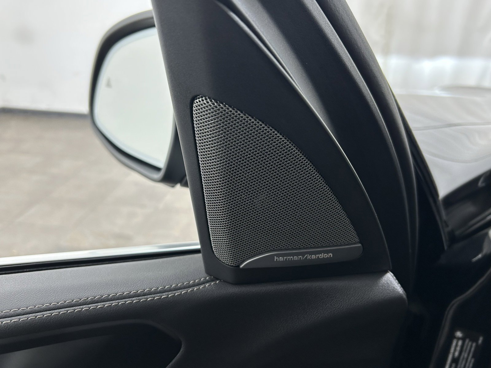 Used 2024 BMW X5 xDrive40i w/ Premium Package image 26