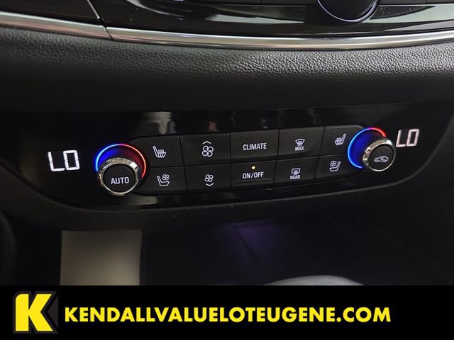 Used 2019 Buick Enclave Premium w/ Experience Buick Package AWD/4WD image 15