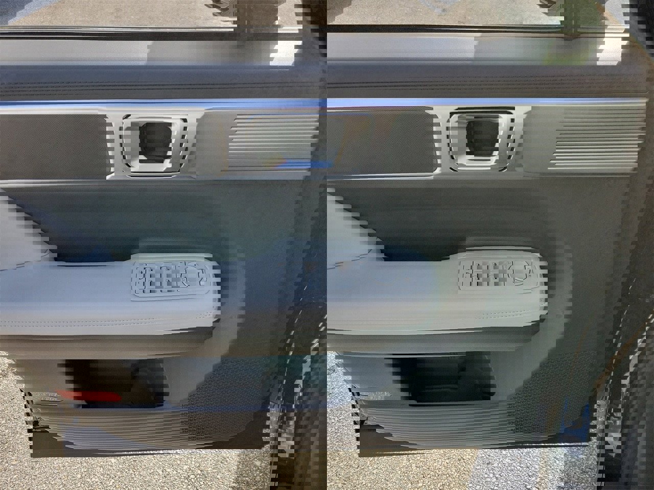 Used 2025 Hyundai Santa Fe SEL image 13