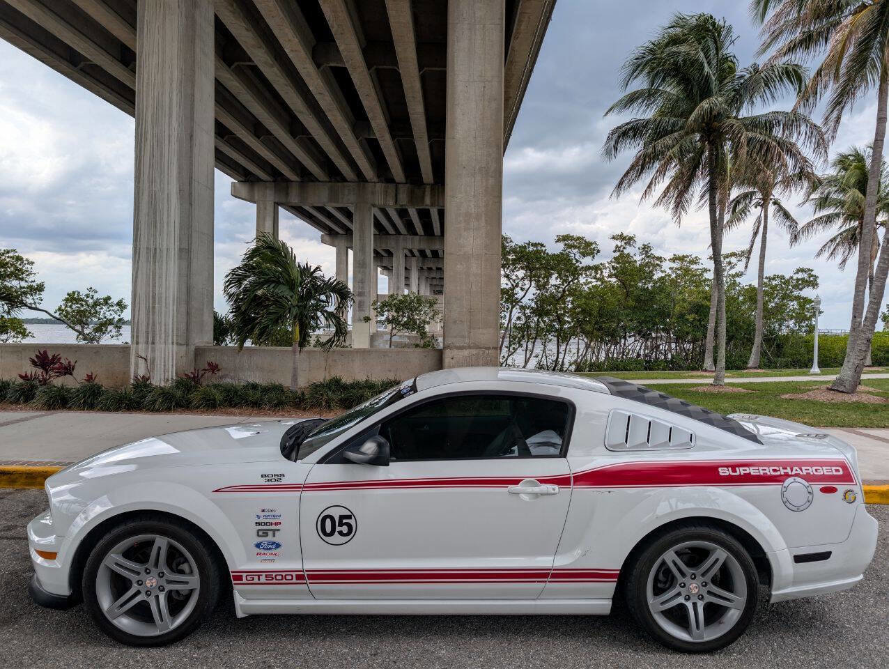 Used 2005 Ford Mustang GT Premium RWD image 9