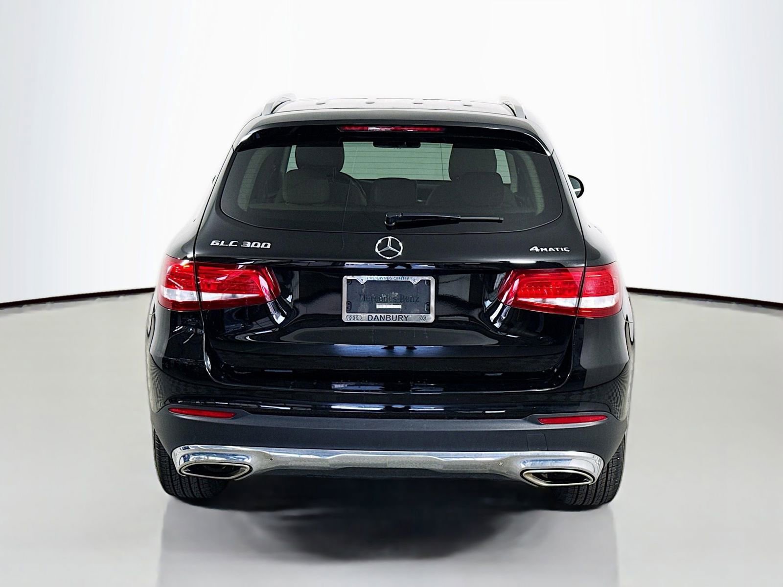 Used 2018 Mercedes-Benz GLC 300 4MATIC image 10