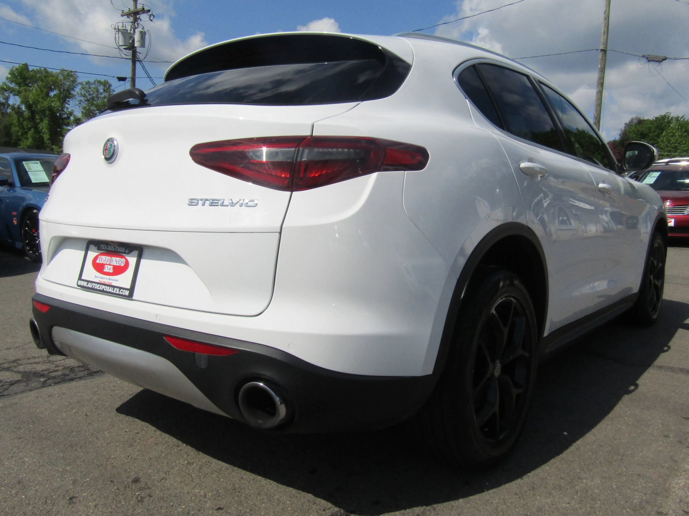 Used 2019 Alfa Romeo Stelvio Ti AWD/4WD image 7