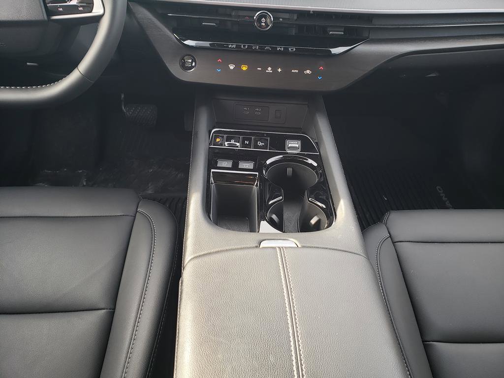 Certified 2025 Nissan Murano SV image 21