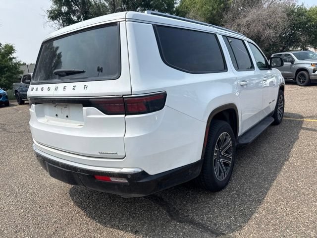 Used 2024 Jeep Wagoneer L Series II w/ Flexible Seating Group AWD/4WD image 4