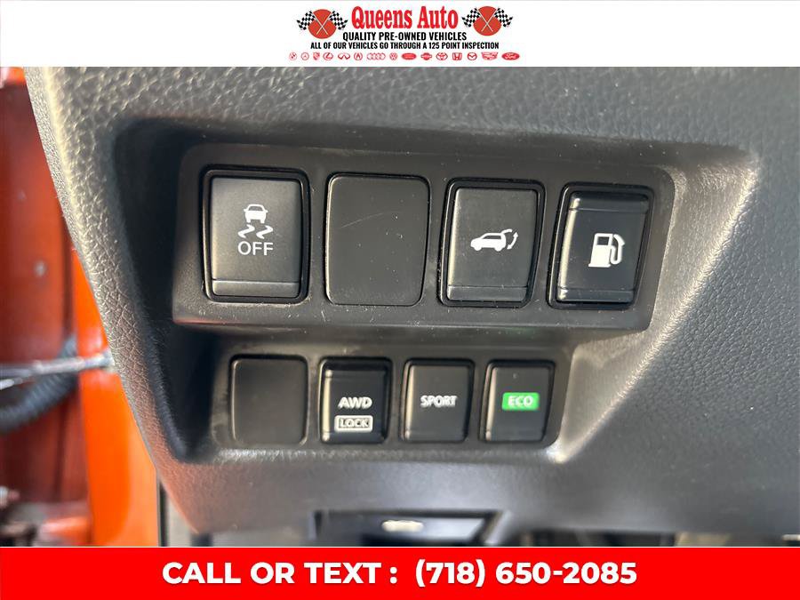 Used 2018 Nissan Rogue SV AWD/4WD image 49