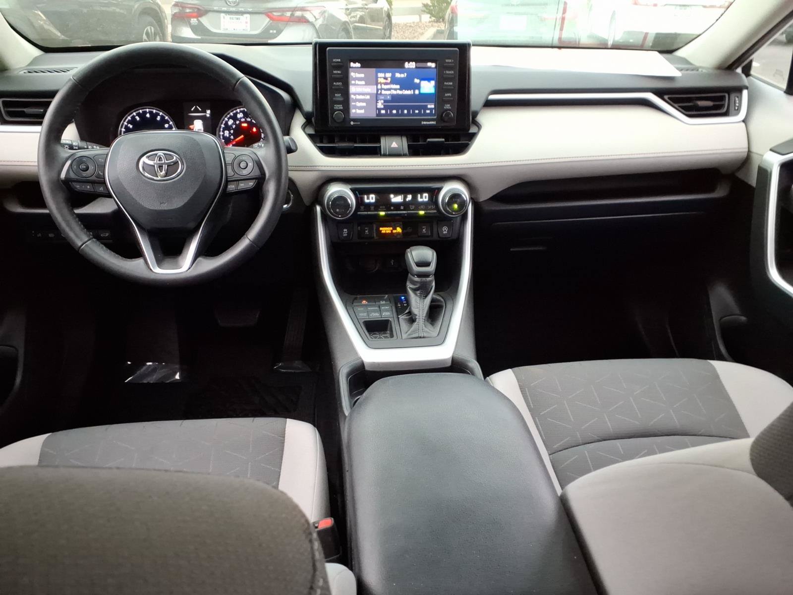 Certified 2021 Toyota RAV4 XLE w/ Convenience Package AWD/4WD image 11
