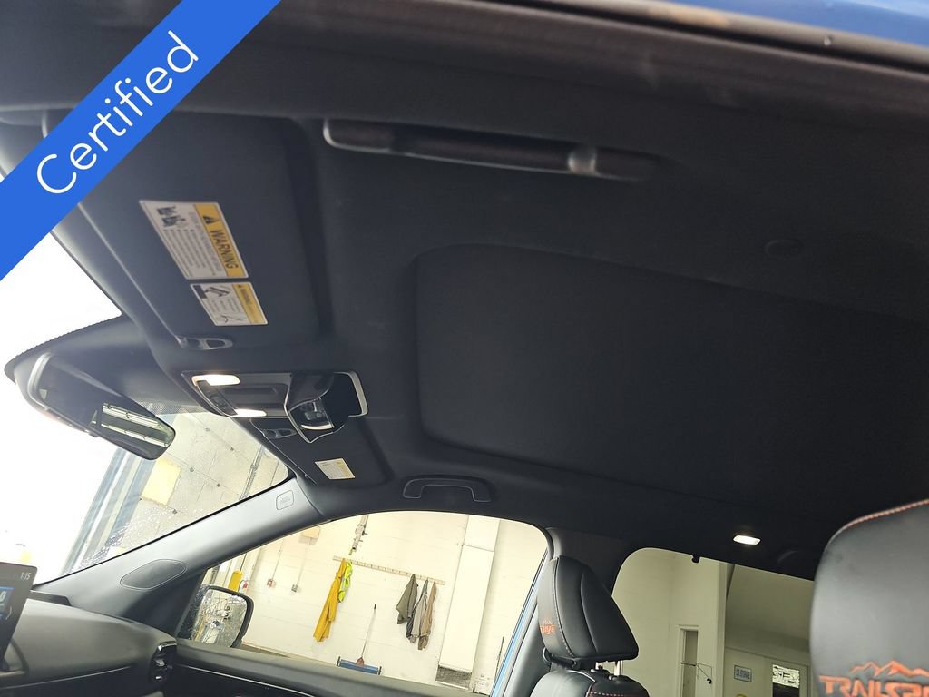 Used 2023 Honda Pilot TrailSport image 16