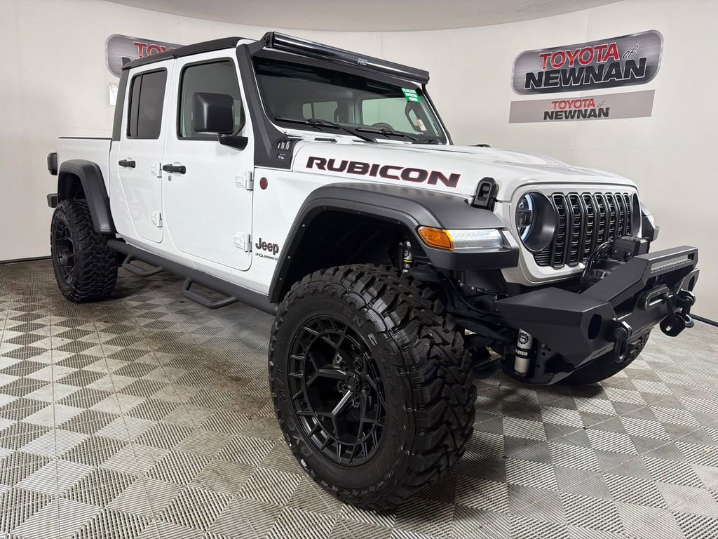 Used 2024 Jeep Gladiator Rubicon w/ Steel Bumper Group AWD/4WD image 1