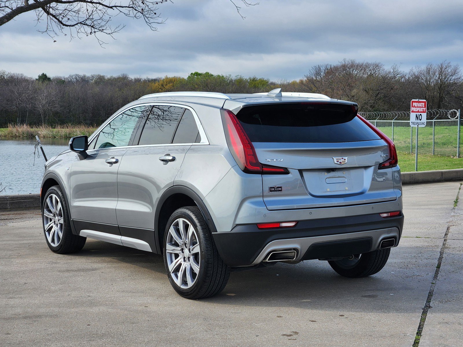 Certified 2023 Cadillac XT4 Premium Luxury w/ Enhanced Visibility Package image 4