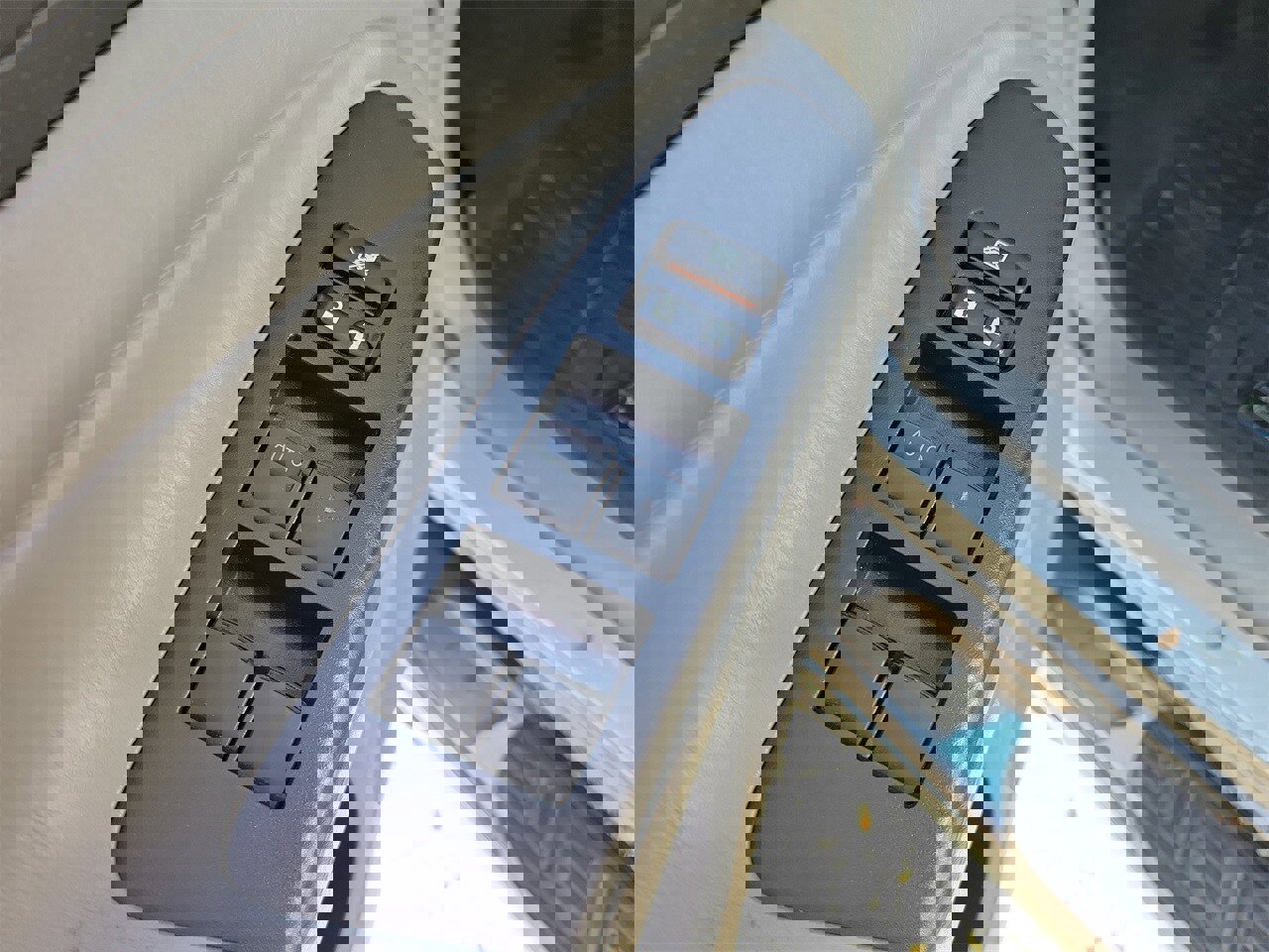 Used 2013 Toyota Tacoma PreRunner w/ SR5 Pkg image 14