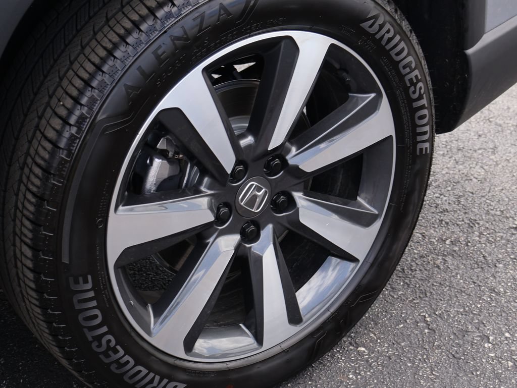 Used 2025 Honda Pilot Touring image 49