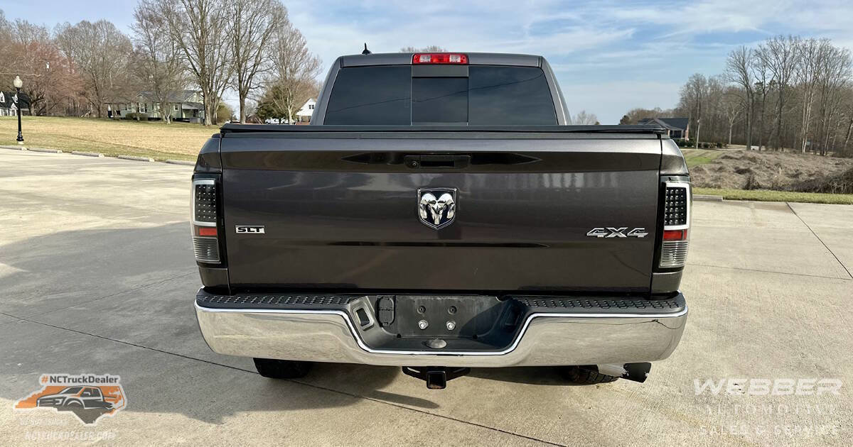 Used 2019 RAM 1500 Classic SLT w/ Luxury Group image 5