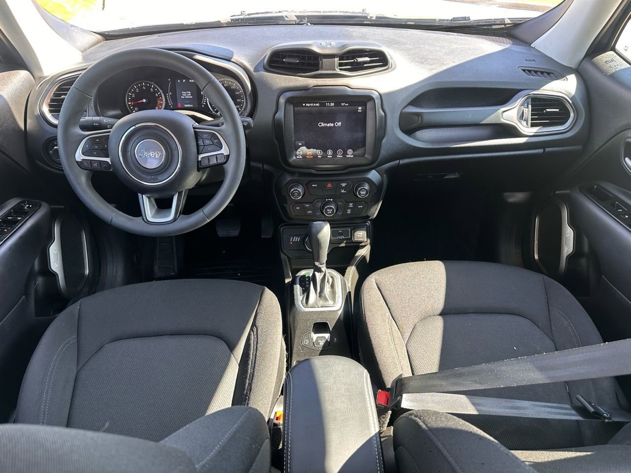 Used 2023 Jeep Renegade Latitude image 14