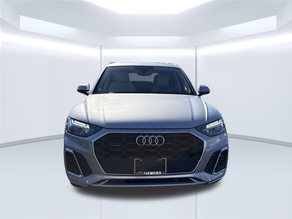Certified 2024 Audi Q5 2.0T Premium w/ Convenience Package AWD/4WD image 11