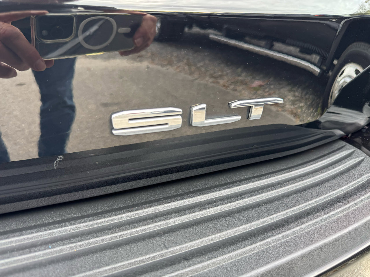 Used 2021 GMC Yukon SLT w/ SLT Premium Package image 36