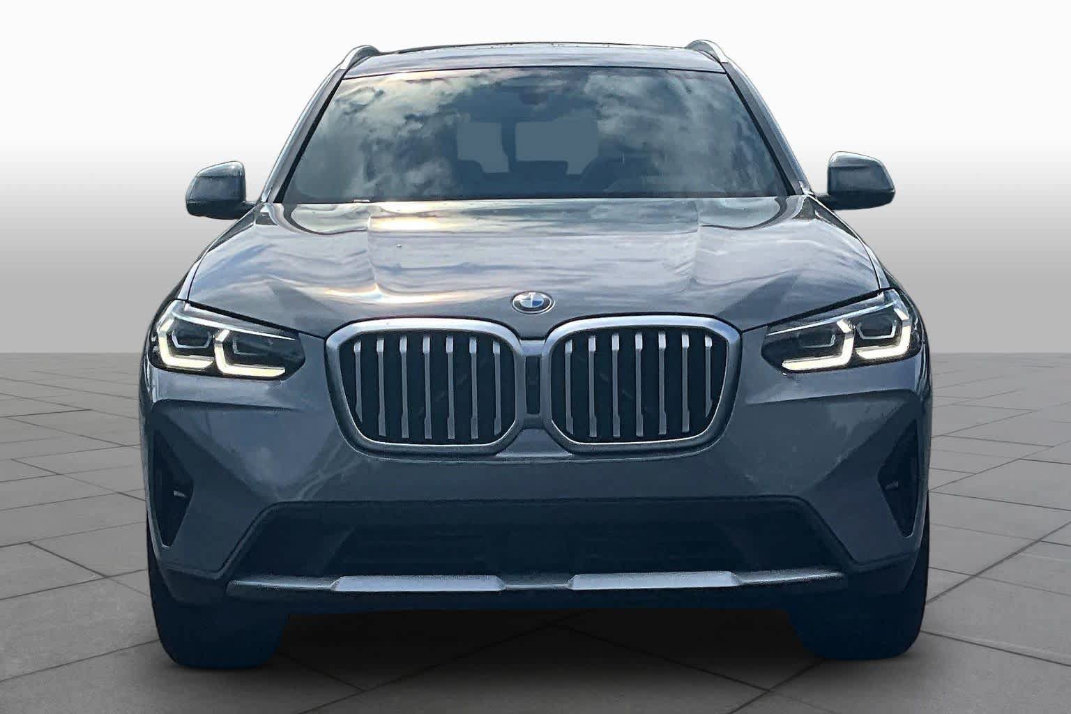 Used 2024 BMW X3 sDrive30i w/ Premium Package RWD image 4