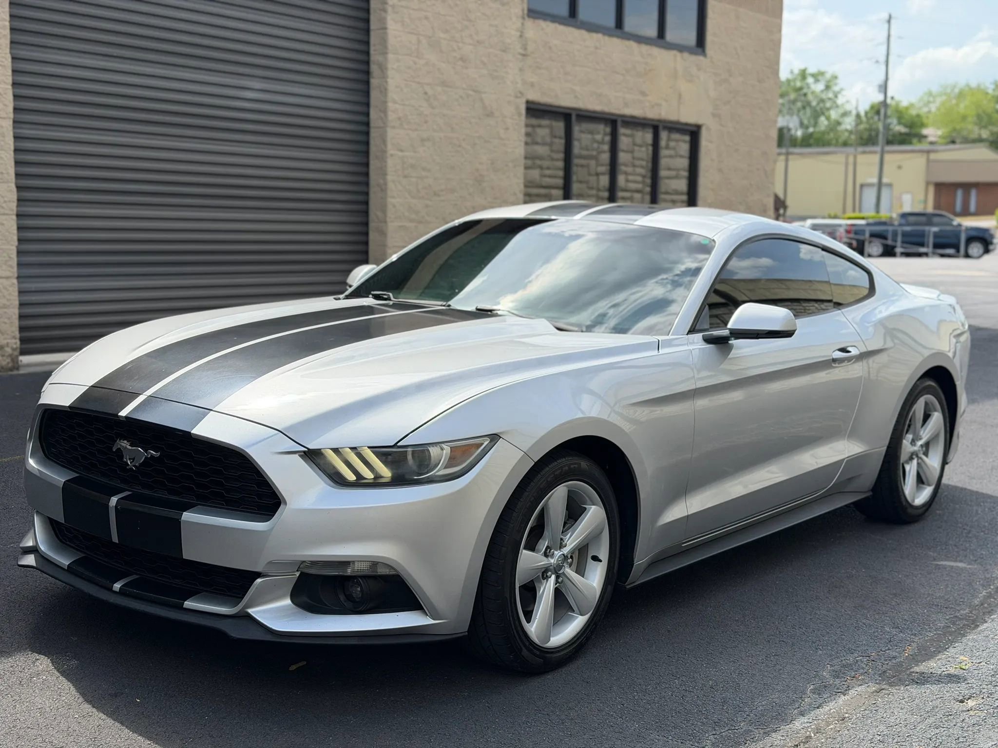 Used 2016 Ford Mustang Premium w/ Enhanced Security Package RWD image 2