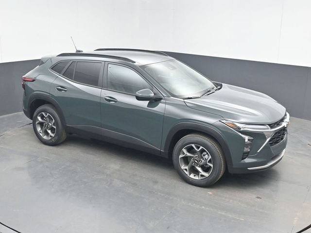 New 2026 Chevrolet Trax LT w/ Driver Confidence Package