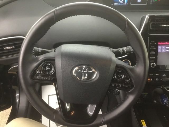 Used 2020 Toyota Prius XLE AWD/4WD image 24