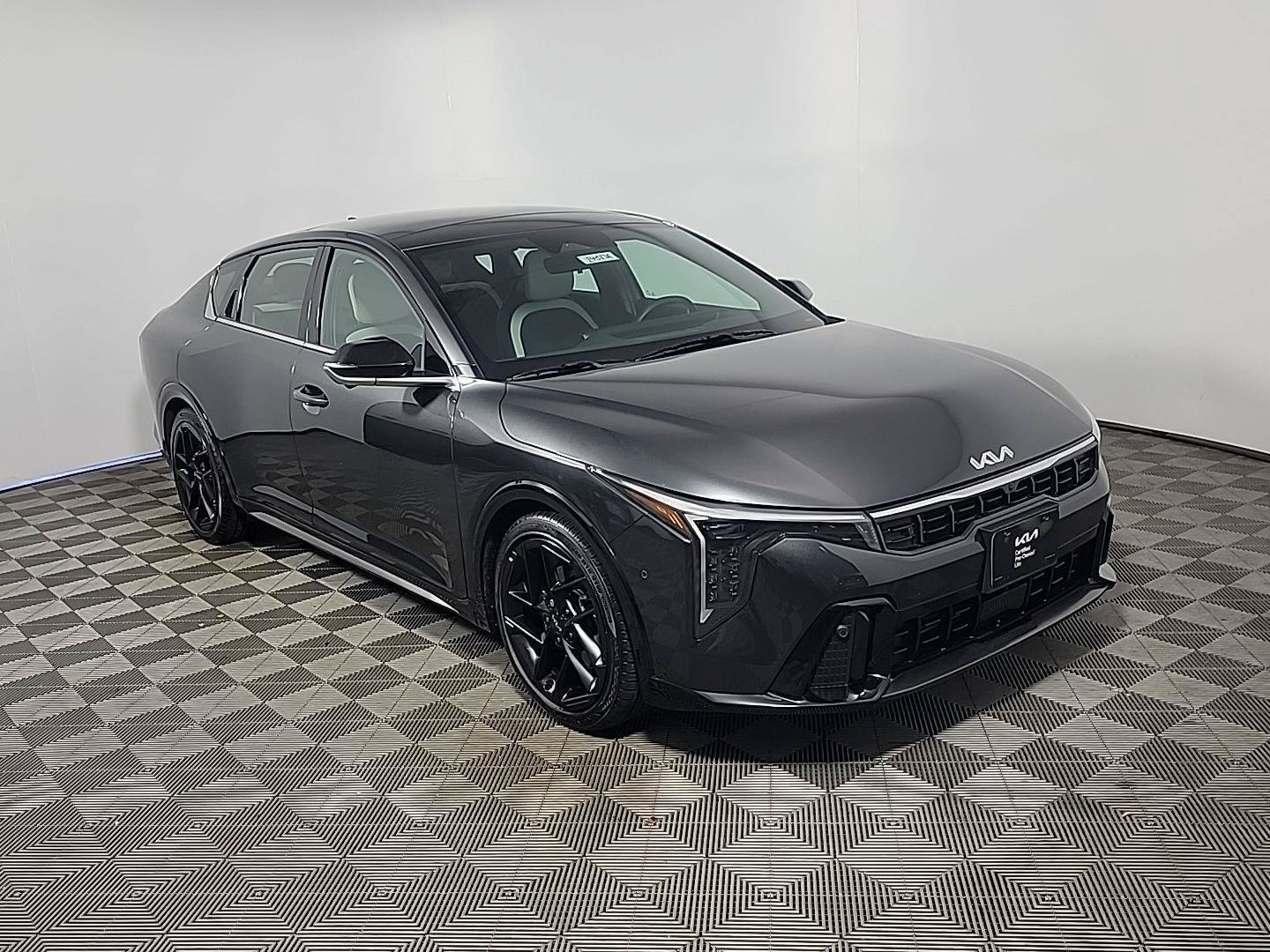 Certified 2025 Kia K4 GT-Line Turbo FWD image 1