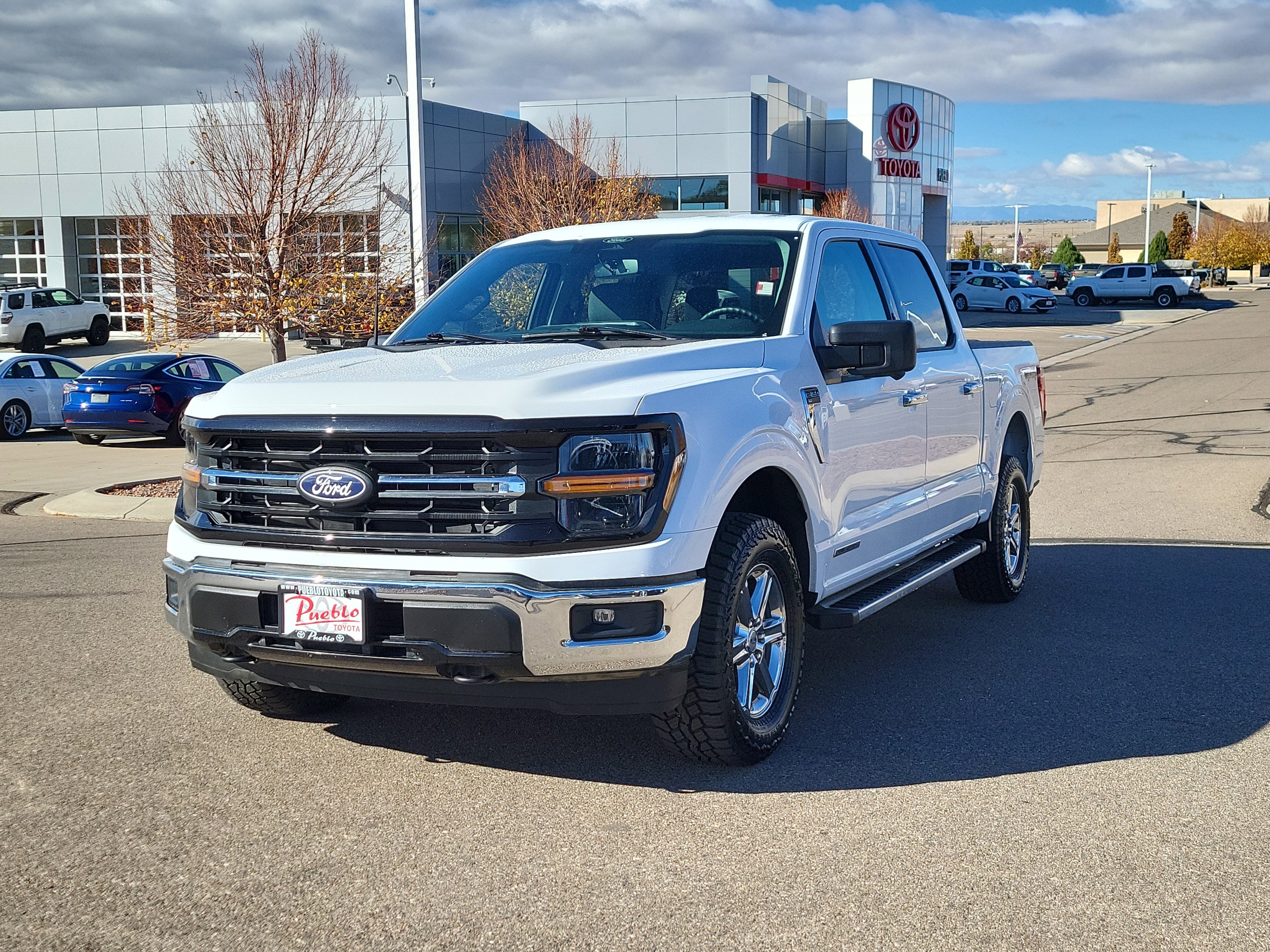 Used 2024 Ford F150 XLT w/ Mobile Office Package image 4