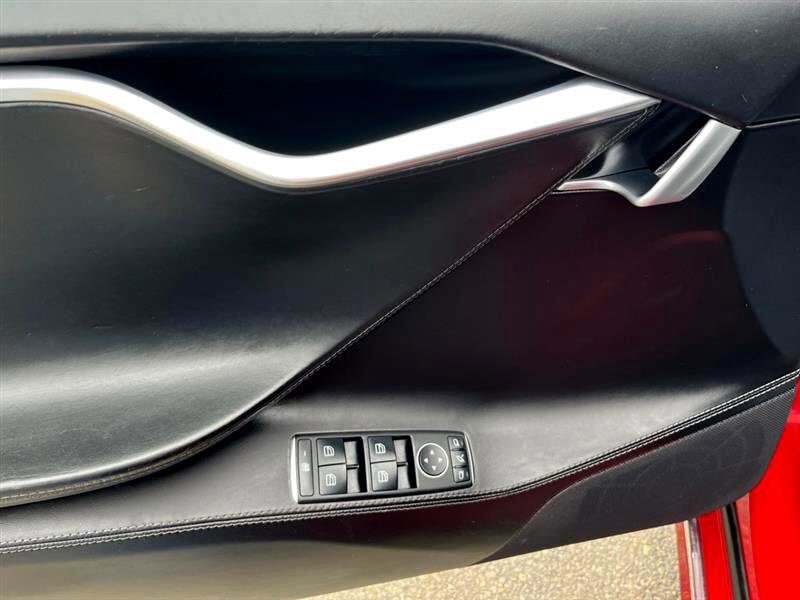 Used 2016 Tesla Model S 90D image 10