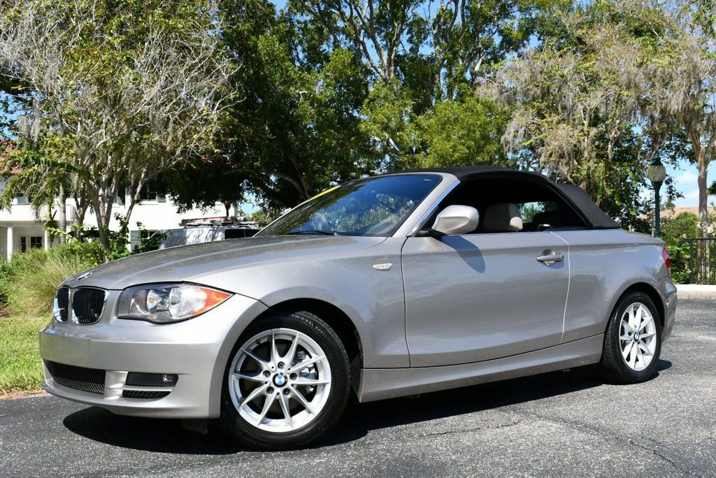 Used 2011 BMW 128i Convertible image 26