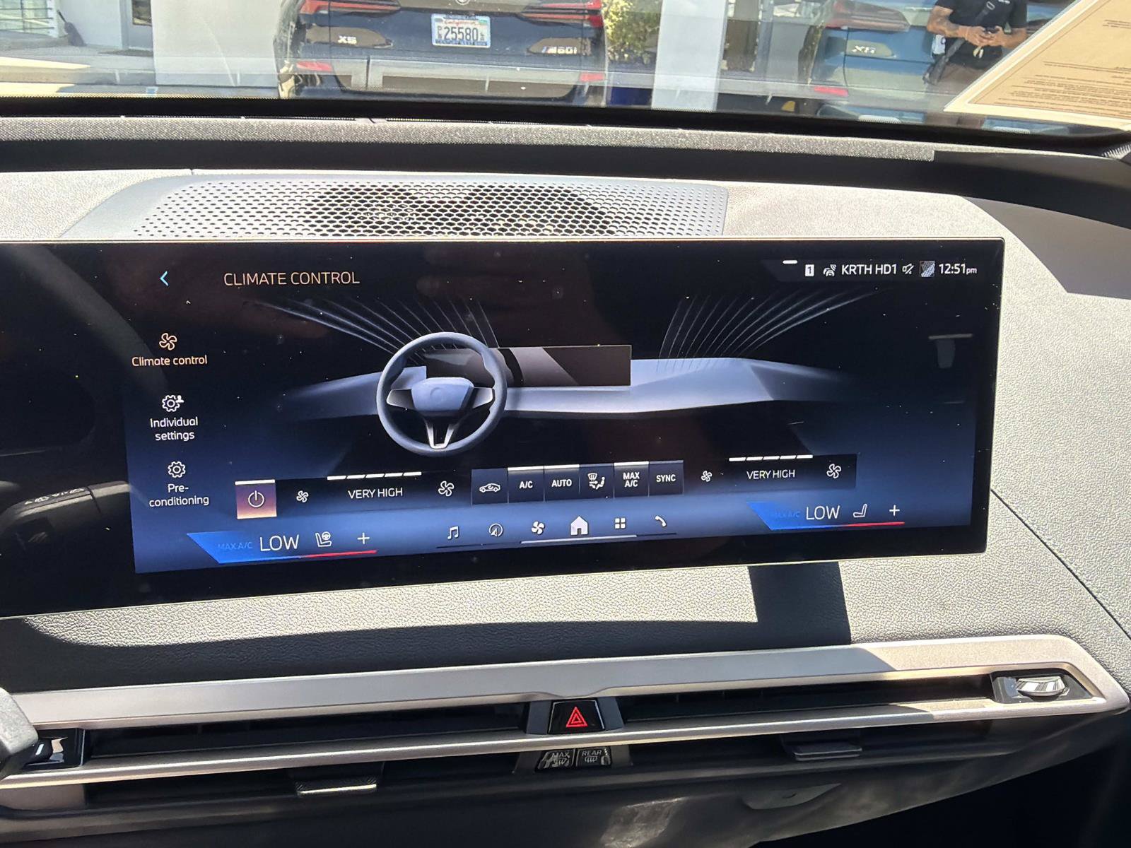 Certified 2025 BMW iX xDrive50 AWD/4WD image 18