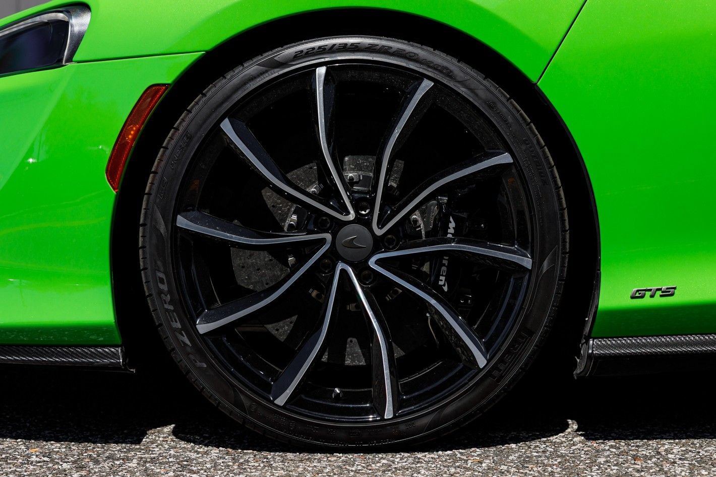 Used 2025 McLaren GTS RWD image 19