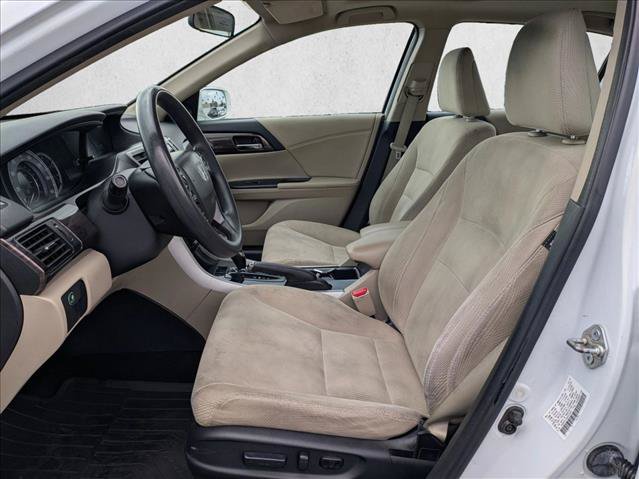 Used 2016 Honda Accord EX image 16