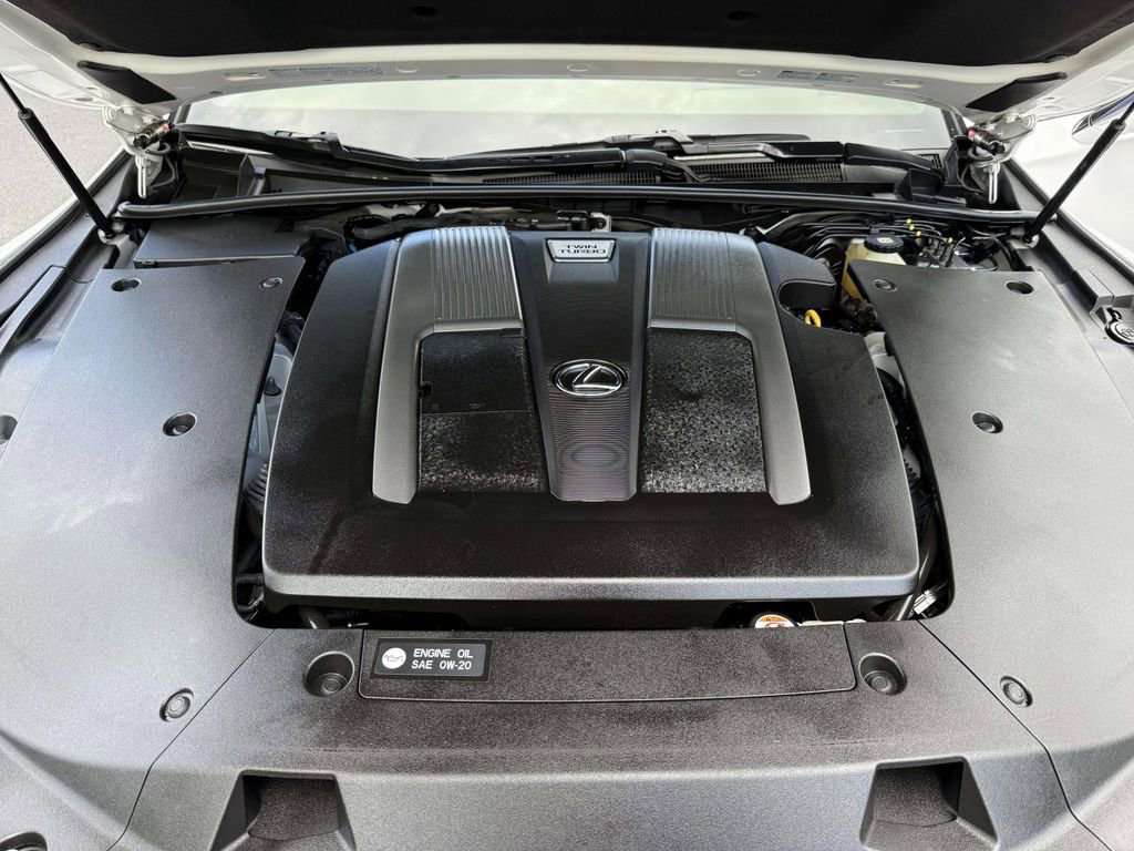 Used 2020 Lexus LS 500 w/ Interior Upgrade Package RWD image 28