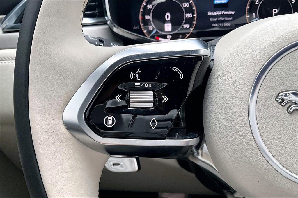 Used 2026 Jaguar F-PACE R-Dynamic S image 19