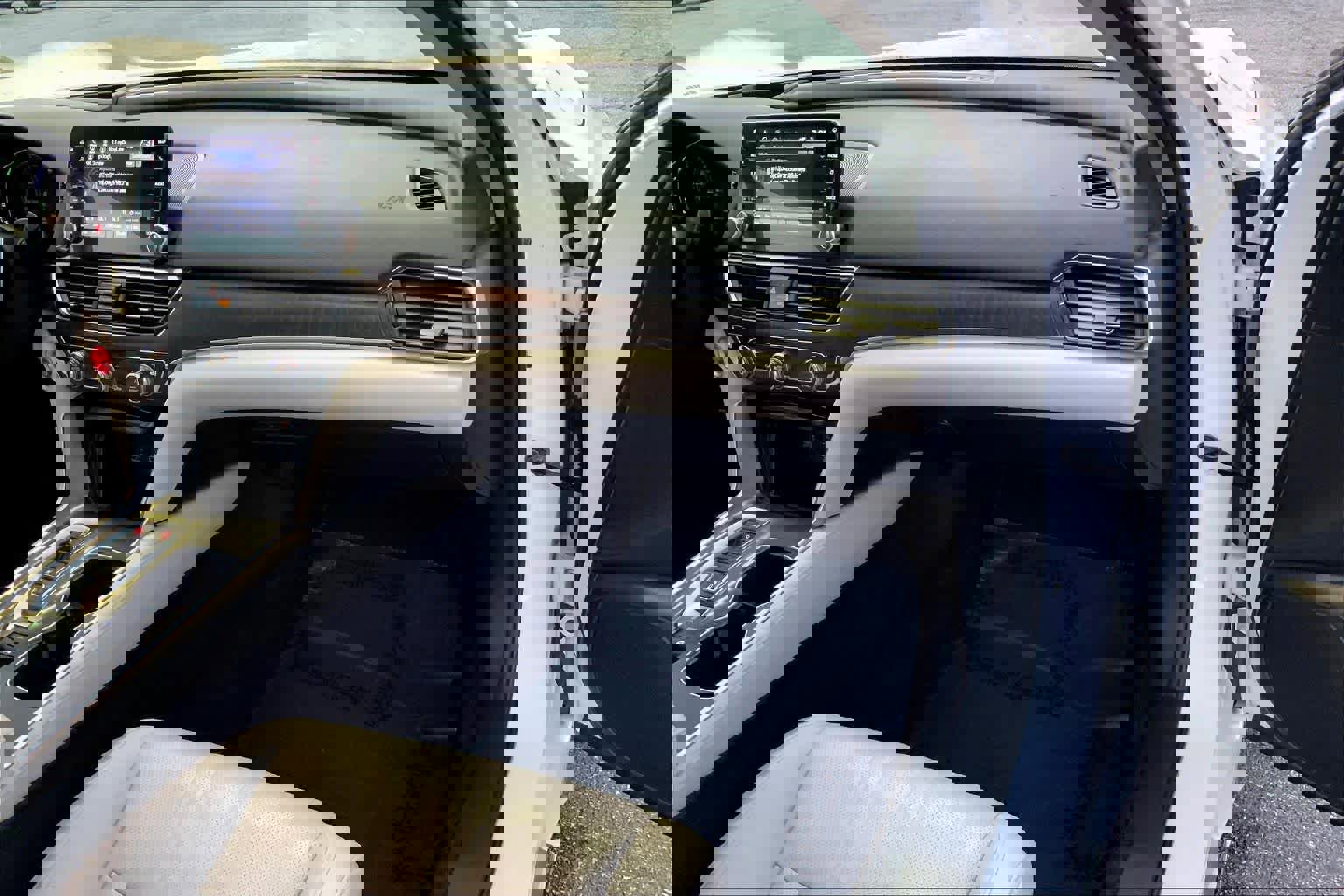 Used 2021 Honda Accord Touring image 18