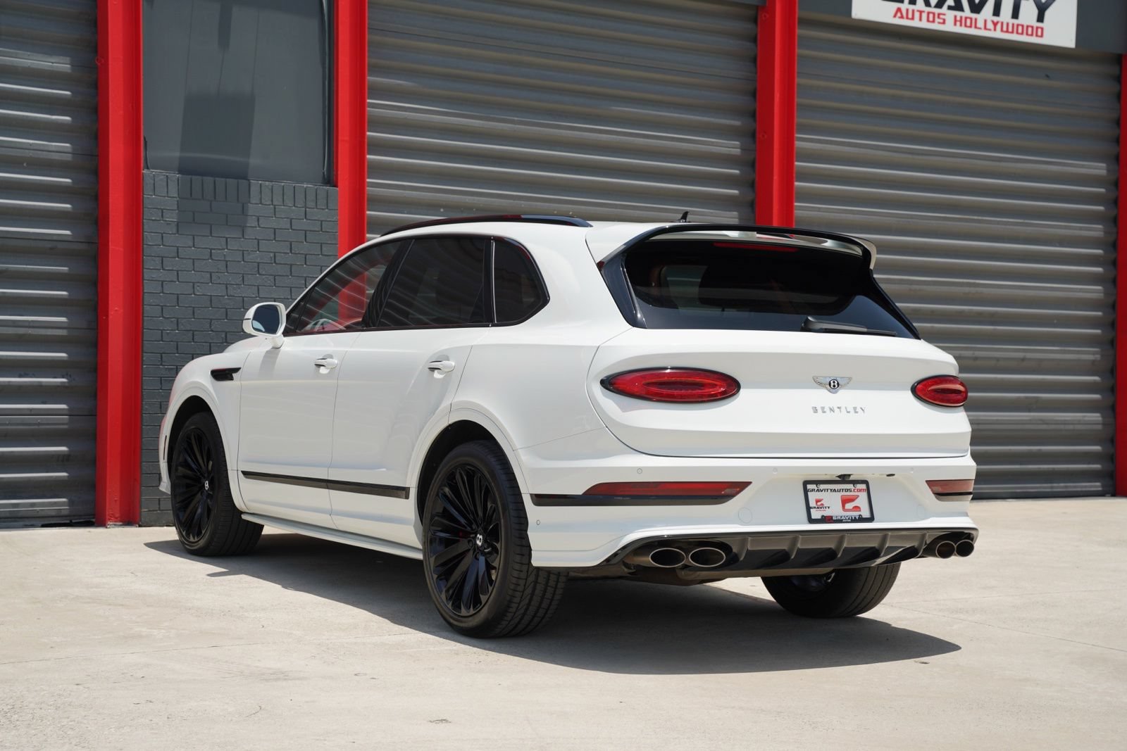 Used 2022 Bentley Bentayga Speed AWD/4WD image 14