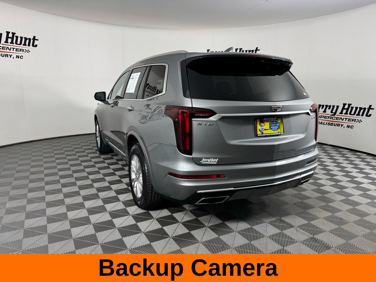 Used 2024 Cadillac XT6 Luxury FWD image 9