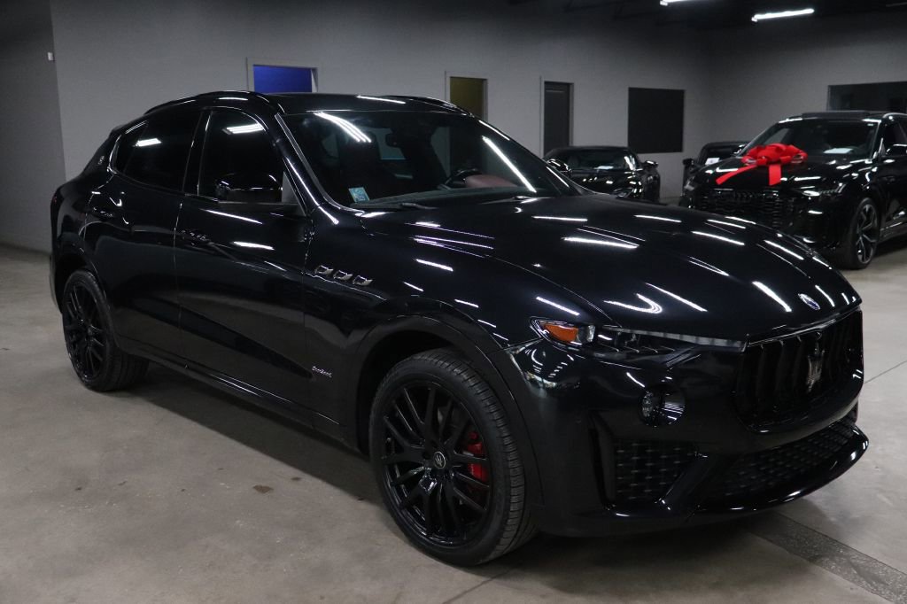 Used 2020 Maserati Levante GranSport image 7