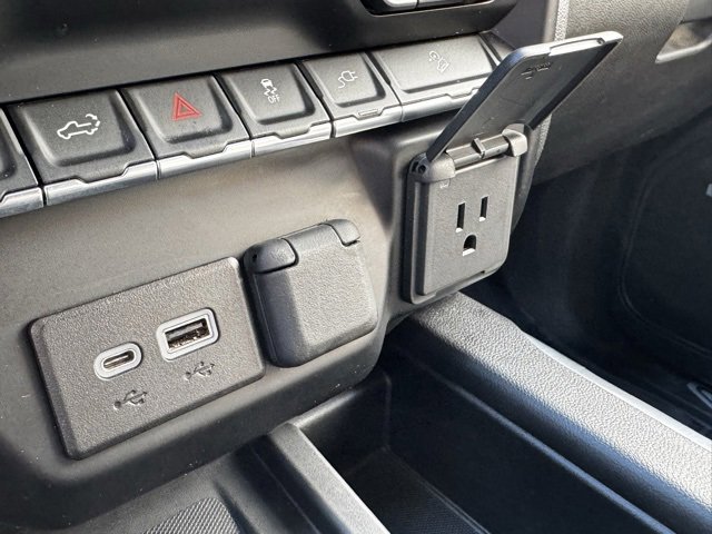 Certified 2022 Chevrolet Silverado 3500 LTZ w/ LTZ Premium Package image 13