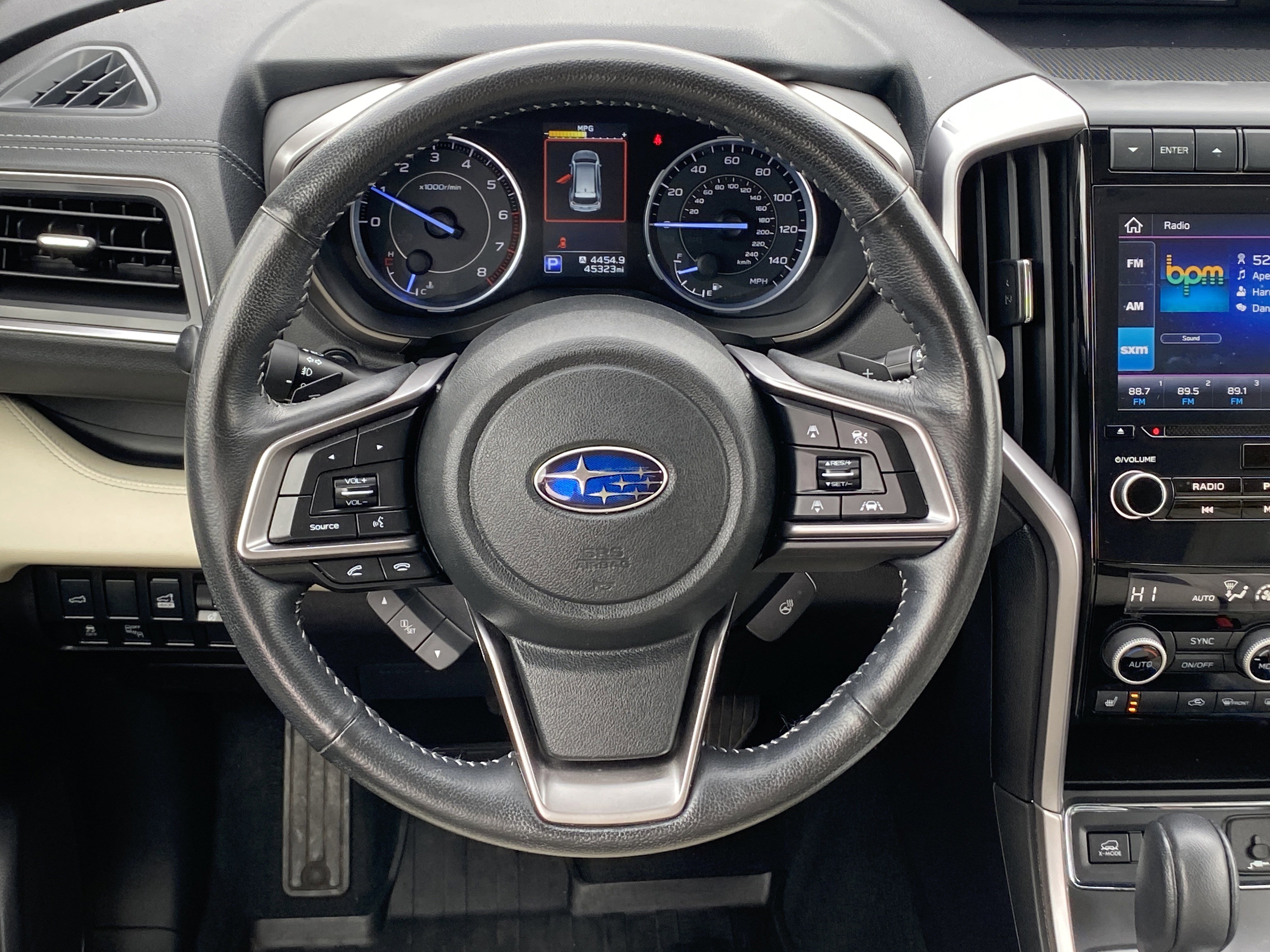 Used 2019 Subaru Ascent Limited w/ Popular Package #2A image 10