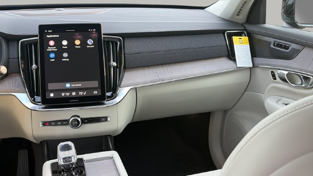 New 2027 Volvo XC90 T8 Ultra AWD/4WD image 16