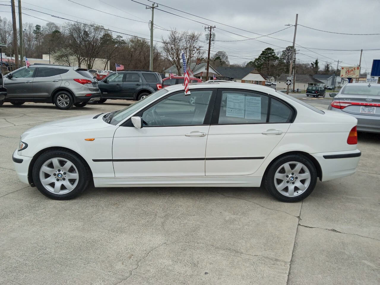 Used 2003 BMW 325i Sedan image 3