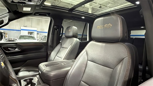 Used 2022 Chevrolet Tahoe High Country image 13