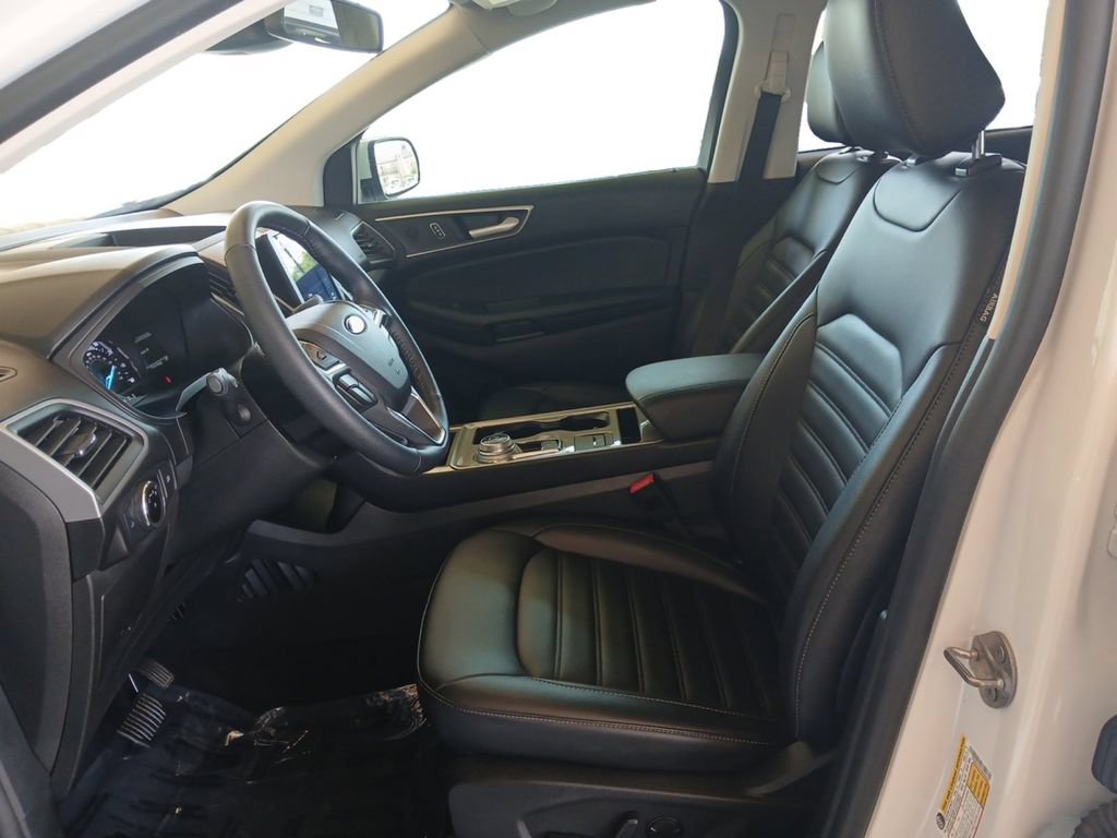 Used 2023 Ford Edge SEL AWD/4WD image 9