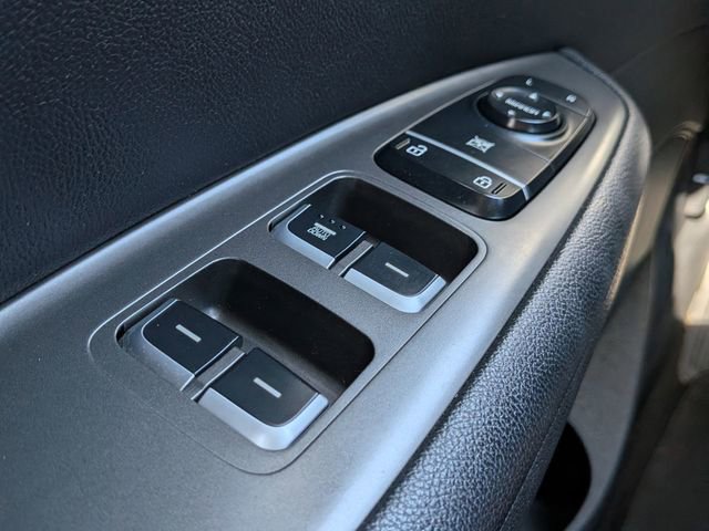 Used 2020 Kia Optima LX image 21