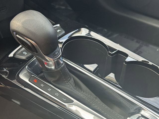 Certified 2025 Chevrolet Trax LT w/ LT Convenience Package image 17