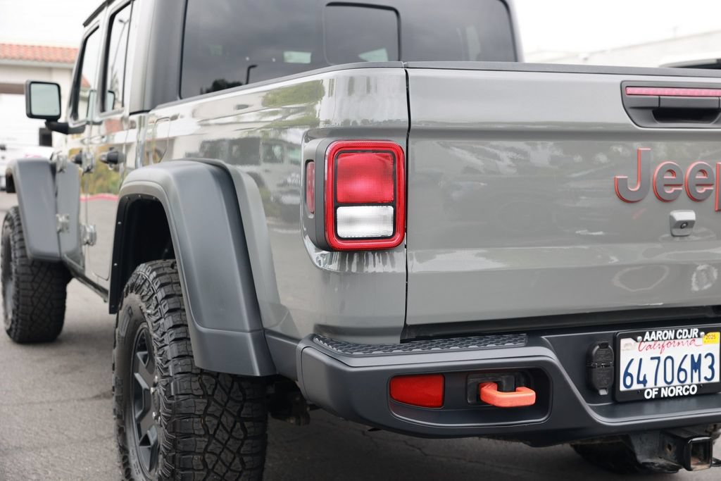 Used 2022 Jeep Gladiator Mojave w/ Cold Weather Group AWD/4WD image 13