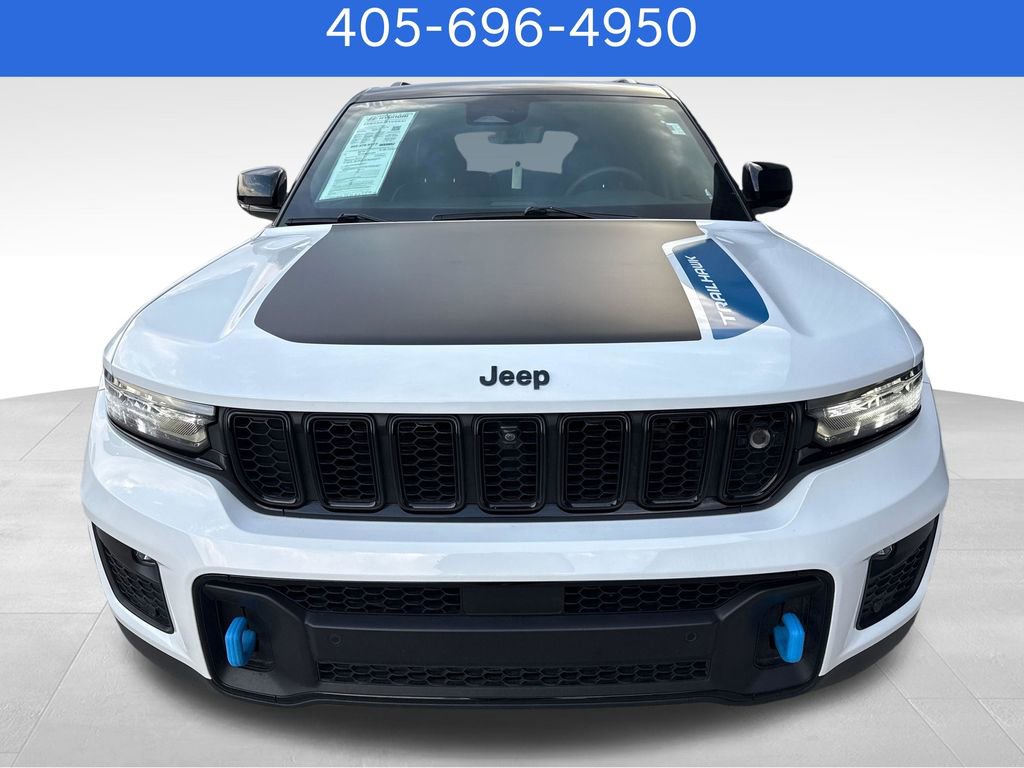 Used 2022 Jeep Grand Cherokee Trailhawk w/ Advanced Protech Group II AWD/4WD image 8