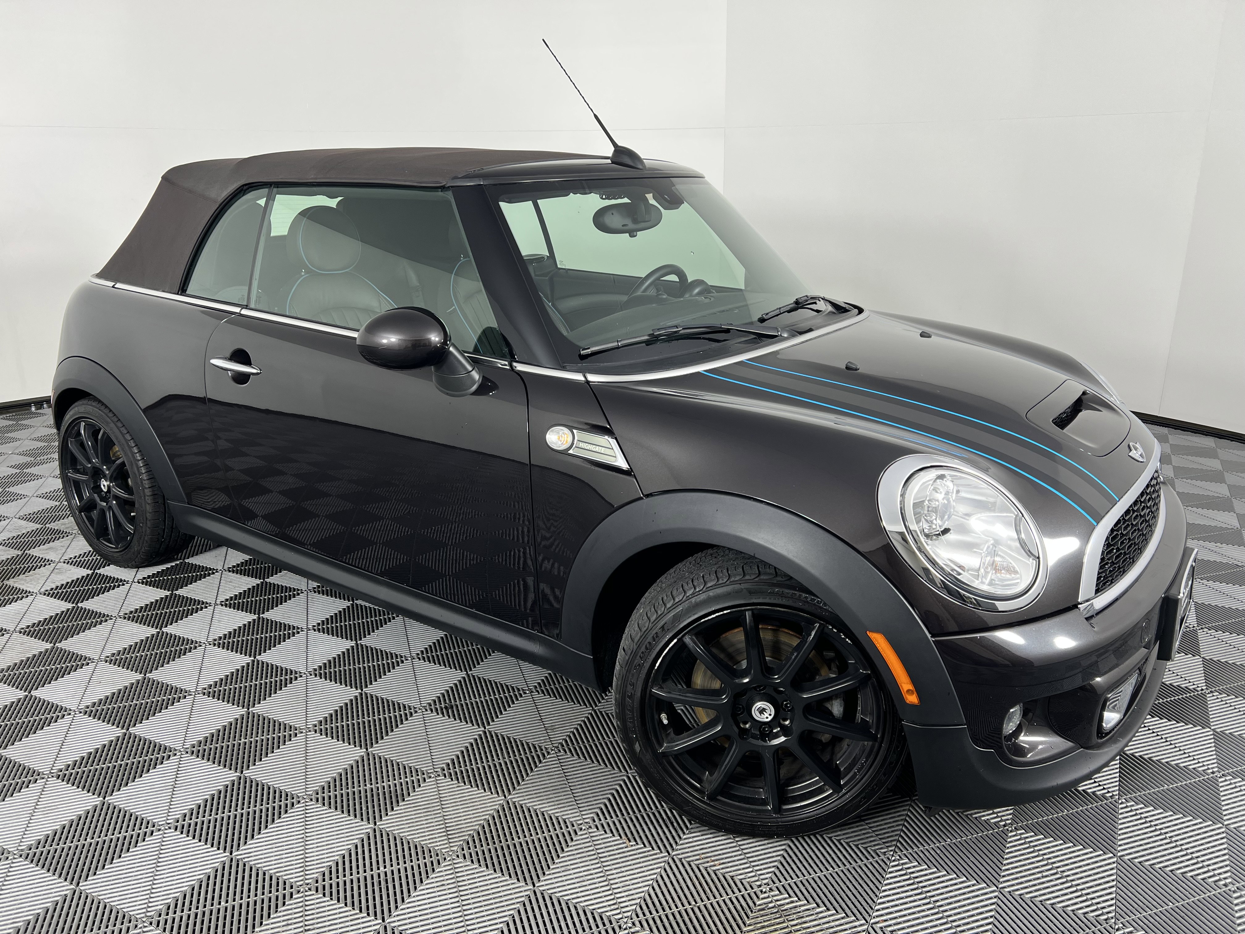 Used 2014 MINI Cooper S image 5