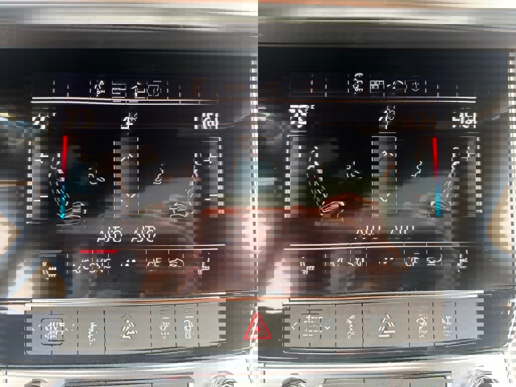 Used 2022 Audi A6 Premium Plus image 28