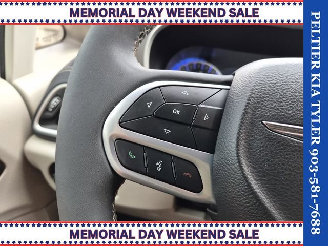 Used 2023 Chrysler Pacifica Touring-L w/ Road Tripper Package AWD/4WD image 31